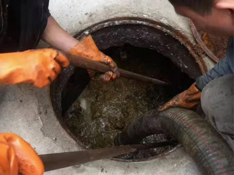 呼和浩特化油池、化粪池清理要做哪些安全措施?